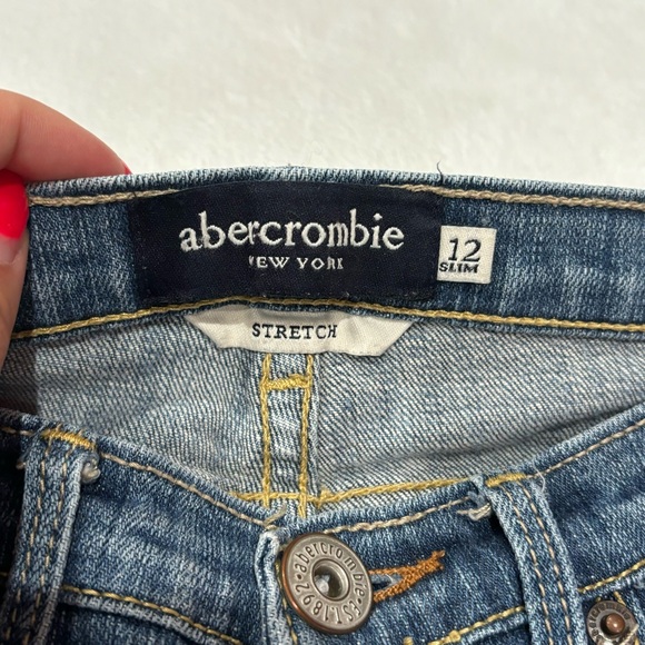 ABERCROMBIE KIDS Girl’s Blue Denim Mid Length Stretch Jean Shorts - size 12 slim - Picture 3 of 5
